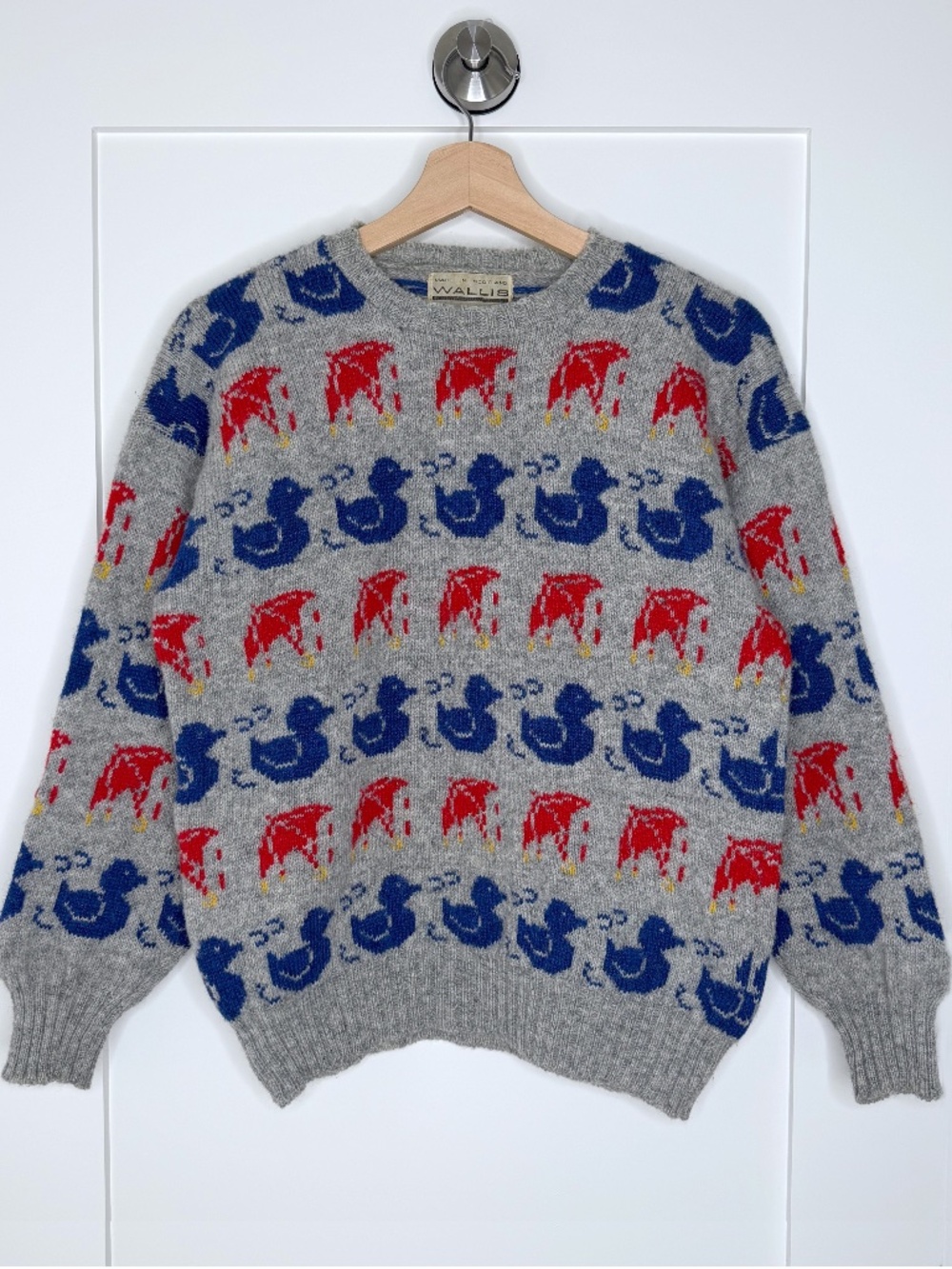 Vintage Wallis Wool Scotland Sweater Ducks and Umbrellas Knit Pattern